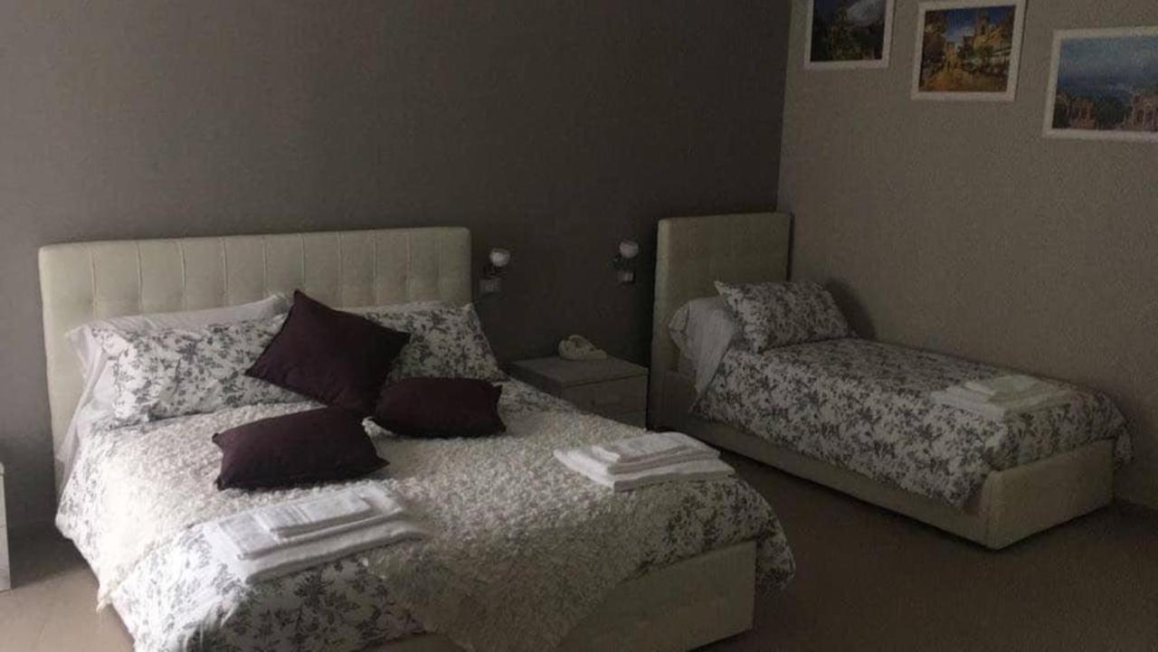 La Regina Di Saba Bed & Breakfast Piazza Armerina Dış mekan fotoğraf