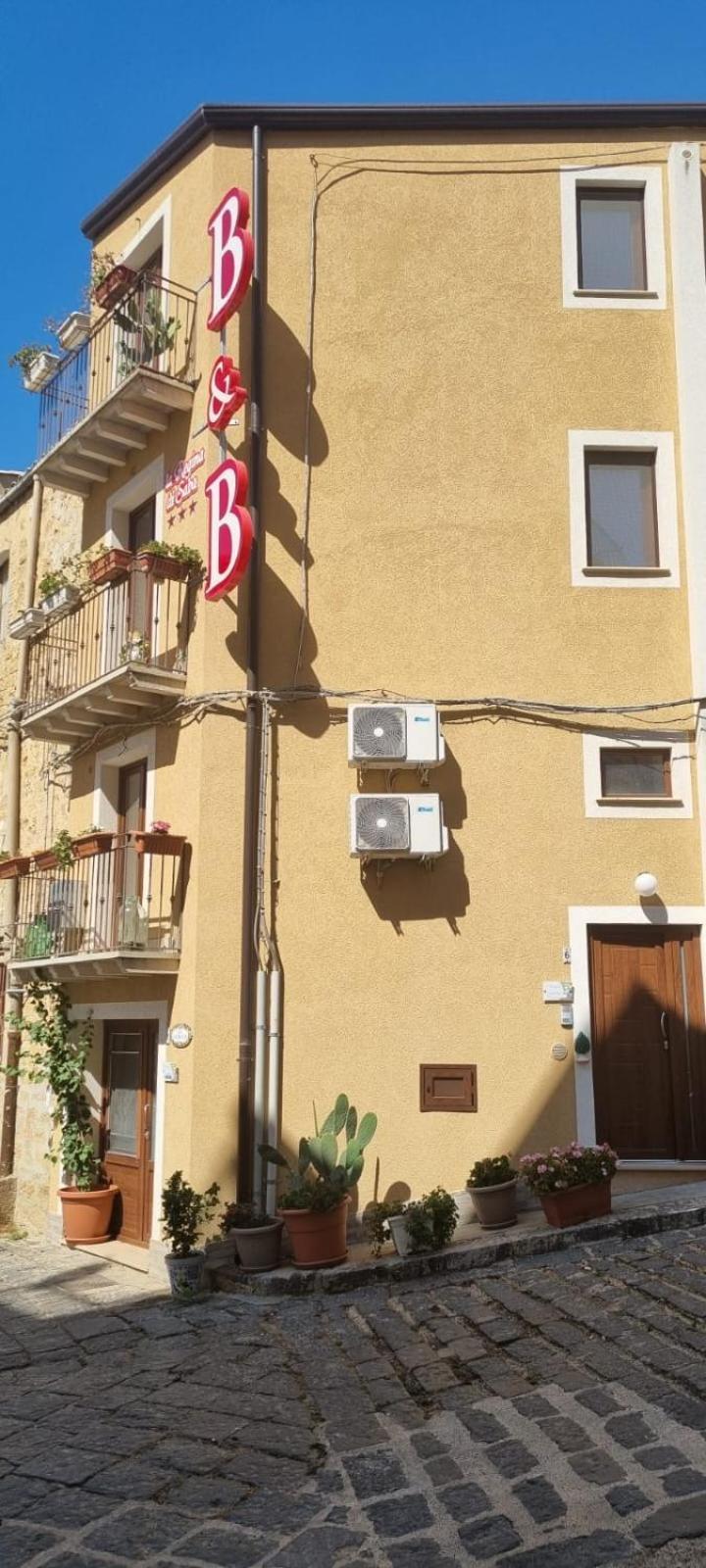 La Regina Di Saba Bed & Breakfast Piazza Armerina Dış mekan fotoğraf